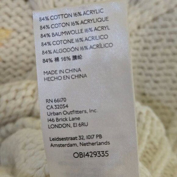 Free People Maise Cropped Pullover Embroidered  Cable Knit Sweater Size S - Picture 7 of 7